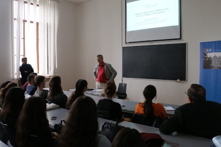 ნამურის უნივერსიტეტის (ბელგია) პროფესორის ჟან-ფილიპ პლატოს საჯარო ლექცია თსუ-ში