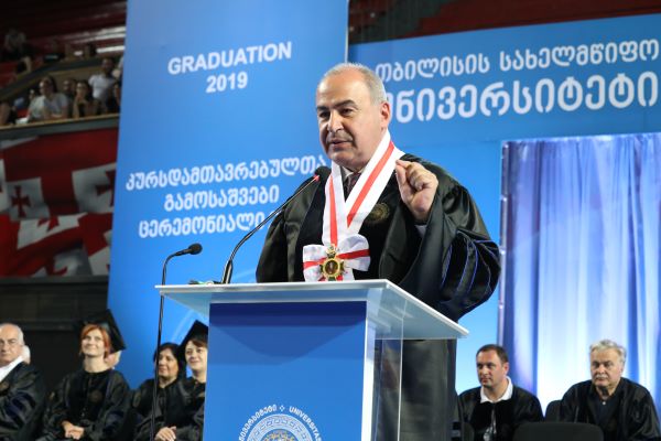 The World Belongs to You! – Rector’s Speech at Graduation Ceremony 2019